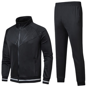 Ropa Deportiva Personalizada de Alta Calidad con Logotipo, Trajes Deportivos Ajustados Rojos, Traje Deportivo Personalizable para Hombre, Conjunto para Correr - Product Image 6
