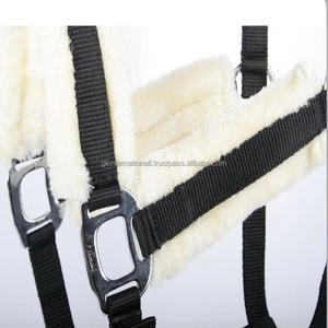 Rembourrage en polaire de vison doux en nylon noir dos nu en plusieurs couleurs tailles personnalisées et quincaillerie en nickel - Product Image 2