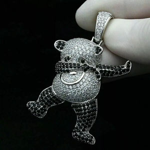 Colgante de Oso de Dibujos Animados con Diamantes de Imitación, Chapado en Plata, Amuleto Hiphop, Joyería Unisex para Regalo - Product Image 1
