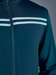 ชุดวอร์มผู้ชายคุณภาพสูงแบบสั่งทำพิเศษสำหรับฤดูหนาว ผ้าโพลีเอสเตอร์ 100% ชุด 2 ชิ้น เสื้อพูลโอเวอร์เต็มตัว สไตล์สปอร์ตสำหรับออกกำลังกายและวิ่งจ๊อกกิ้ง - Product Image 3