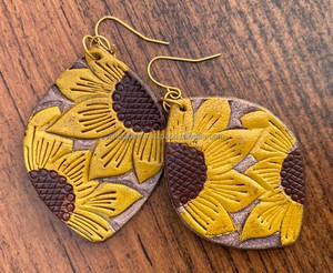 New Arrival Western Stylish Hand Tooled Carving Leather <b>Earring</b> Women Trendy Leather Sunflower Teardrop <b>Earring</b> Western Jewelry - Product Image 4