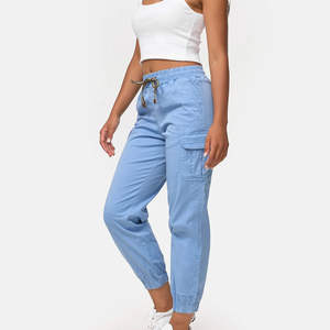 Fabricación de pantalones cargo de alta calidad para mujer, estilo casual urbano, cintura elástica, tejido de punto, pantalones deportivos de secado rápido para mujer - Product Image 5