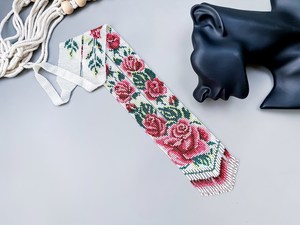 MEILLEURE VENTE Collier ethnique long en perles de rocaille avec roses perlées, style bohème, motif floral rose et blanc - Product Image 2
