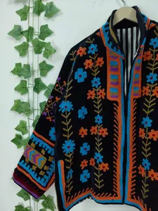 Veste en velours faite à la main, style Suzani, broderie florale bohème, respirante, 100% coton, style traditionnel ouzbek - Product Image 4