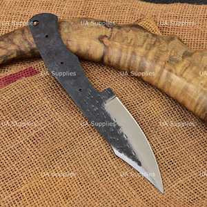 Cuchilla de Acero con Alto Contenido de Carbono 1095, Hoja Completa Forjada a Mano con Punta Caída y Mango de Madera para Fabricación de Cuchillos de Camping Personalizados - Product Image 3