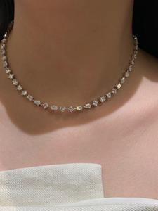 Collier ras du cou de luxe unisexe en argent plaqué 925 avec moissanite taille émeraude sertie griffe, cadeau de mariage - Product Image 2