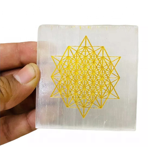 Placa de carga de cristal de selenita natural al por mayor con placas grabadas de metatrona para curación de Reiki suministro de curación de Reiki - Product Image 2
