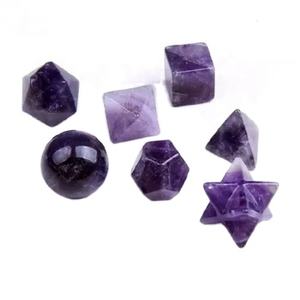 Venta al por mayor de 7 piezas de sólidos platónicos de amatista hechos a mano, ecológicos, para sanación, Feng Shui, mascota, terapia espiritual, arte. - Product Image 1