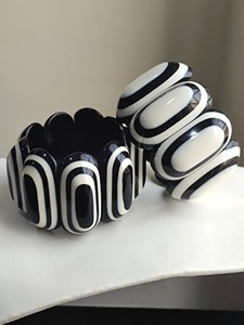 Bracelets en résine très demandés, best-sellers, finition lisse, prix usine, vente en gros - Product Image 1