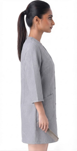 Vestes à manches longues pour femmes, vestes de barbier à col en V, vestes de barbier personnalisées avec logo, vestes de coiffeur - Product Image 4