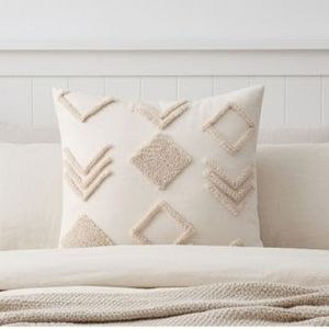 Housse de coussin carrée brodée bohème de qualité supérieure, motif géométrique abstrait, blanc crème, décoration d'intérieur, taie d'oreiller - Product Image 3