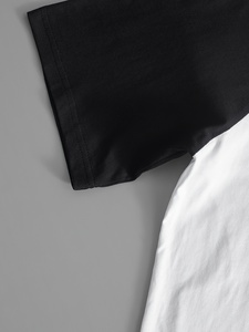 Camiseta de Manga Raglán de Algodón para Hombre, Cuello Redondo, Corte Regular, Color Sólido, Estilo Casual, Negro con Ribete en Blanco, Tejido de Punto Jersey - Product Image 4