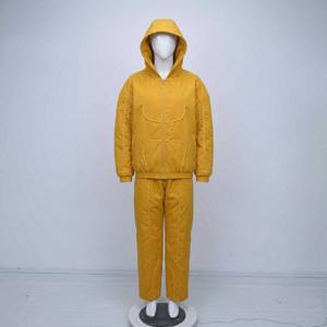 Chándal con Capucha Verde para Hombre, Estilo Deportivo, Corte Regular, Poliéster con Diseño de Puntos, Ropa de Otoño, Cierre de Cremallera, Bolsillos Laterales - Product Image 3