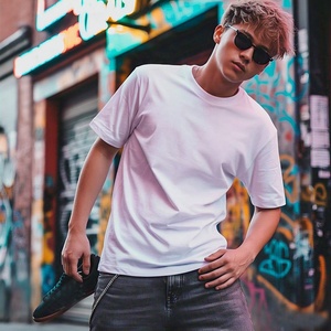 Alta calidad bajo MOQ peso pesado 260g camiseta transpirable de gran tamaño suelta personalizada 100% algodón camiseta para hombres ajuste suelto - Product Image 2