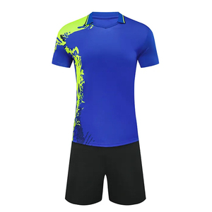 Nouvel ensemble de vêtements de sport de tennis personnalisés de qualité supérieure pour femmes/hommes, comprenant des maillots et des shorts de tennis, et des ensembles de badminton. - Product Image 3