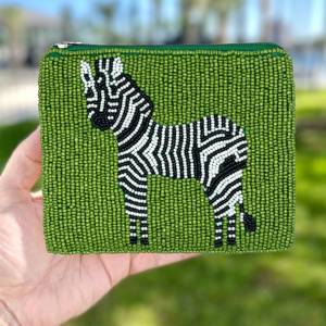 Monedero bordado a mano con cuentas de cebra, verde, rectangular, con cremallera, regalo artesanal, 5.5x4.5 pulgadas, Regalos y Artesanías>Artesanías - Product Image 1