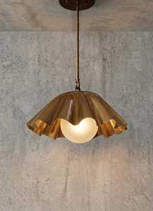 Lámpara de Techo Moderna Sputnik de Latón con Luz Individual |   luminaria de techo con diseño floral |   candelabro - Product Image 5