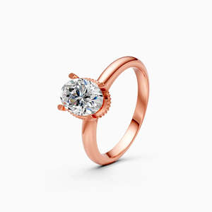 Bague solitaire ovale intemporelle en diamant cultivé en laboratoire éthique, luxe durable |   1,51 ct en or jaune, blanc et rose 9 carats - Product Image 1