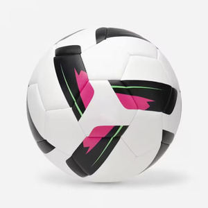 Balón de Fútbol Phantom Strike Edición Blanca y Rosa X-Pro Fusion, Balón de Entrenamiento y Partido AeroBlade, Hecho en Pakistán - Product Image 1