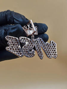 จี้รูปมงกุฎ "WISE" ประดับเพชรโมอิสซาไนต์แบบ Iced Out สไตล์ฮิปฮอป สร้อยคอทองคำ/เงิน ประดับเพชรระยิบระยับ ของขวัญสำหรับผู้ชายและผู้หญิง - Product Image 3