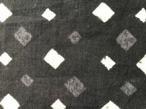 Tissu imprimé à la main 100% coton, motif géométrique en losanges noir et blanc |   Grossiste de Jaipur. - Product Image 3