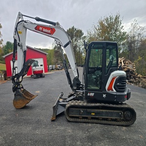 Mini-excavatrice Bobcat E88, excavatrice compacte hydraulique sur chenilles avec godet pour la construction de routes et l'agriculture, prix avantageux - Product Image 1
