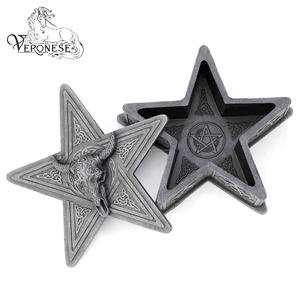 VERONESE DESIGN Serie Fantasía, Disponible OEM, Hombre Verde, Hongo de Primavera, Placa Decorativa de Pared Pintada a Mano, Artesanía de Resina Coleccionable - Product Image 5