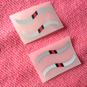 Étiquettes thermocollantes personnalisées d'usine, impression de logo privé, autocollants thermocollants pour vêtements - Product Image 1