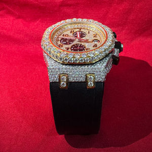 Reloj de Lujo con Correa de Goma Negra, Reloj de Moissanita, Relojes de Diamantes para Raperos, Reloj de Acero Inoxidable Hecho a Mano, Estilo Hip Hop, Compra al por Mayor - Product Image 1