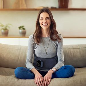 Massaggiatore Lombare Senza Fili con Cuscinetto Riscaldante, Compressione d'Aria e Vibrazione in Materiale PU per Alleviare il Dolore a Corpo, Vita, Pancia, Spalle e Schiena - Product Image 5