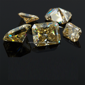 เพชรเรืองแสงสีเหลืองสุดพิเศษสำหรับการปลูกในห้องปฏิบัติการออกแบบขนาดและรูปร่างตามสั่งจากผู้ผลิตโดยตรง - Product Image 4