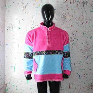 Sweat-shirt 100% brodé à col large info.clushsports - Product Image 6