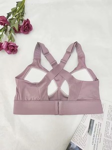 Soutien-gorge de sport à couvrance intégrale pour femme |   Bralette de sport à bretelles croisées |   Haut de sport de course à pied à performance élastique supérieure - Product Image 3