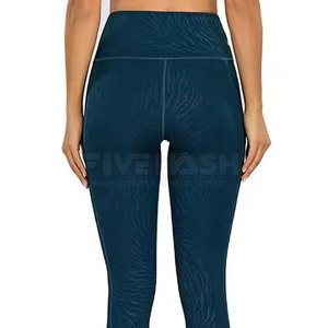 Leggings pour femmes sur mesure, couleur unie, nouveau style, décontractés, respirants, fabriqués au Pakistan - Product Image 4