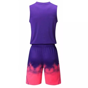 Short de basket-ball respirant et léger avec empiècements latéraux pour entraînement et matchs en salle - Product Image 4
