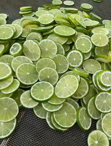Tranches de citron vert séchées prêtes à l'emploi en sachets kraft de 100g/500g/1KG | Service de marque privée |   Ingrédients du Thé aux Fruits Détox Naturel - Product Image 5