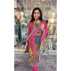 Recién llegado, parte inferior superior de muselina rosa de estilo modesto con espejo impreso Digital Dupatta - Product Image 3