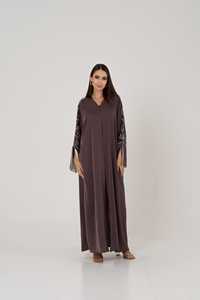 Meilleure Abaya Modeste Vintage Style Dubaï Traditionnelle Islamique pour Femme Saoudienne, Broderie Faite Main, Ourlet Évasé, en Rayonne Longueur Ras du Sol - Product Image 5