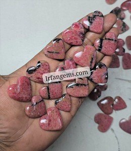 Lot en gros de cabochons en rhodonite rose en forme de cœur, vendus au poids, de différentes formes et tailles, utilisés pour la fabrication de bijoux, pierre rhodonite - Product Image 1