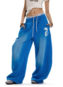 Pantalones Deportivos Anchos de Estilo Vintage en Azul Lavado, Unisex, con Cordón Ajustable, Cintura Alta, Estilo Retro y Deportivo - Product Image 4