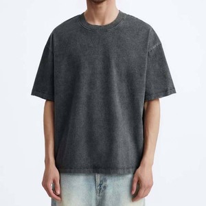 เสื้อยืดพิมพ์ลายปักโลโก้แบบกำหนดเอง ล้างสีด้วยกรด สไตล์วินเทจ ทรงโอเวอร์ไซส์ ผ้าฝ้าย 100% สีเทา เสื้อผู้ชาย รับผลิตแบบ OEM - Product Image 1