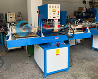 Machine de soudage pour coussin de siège de toilette en PVC HF à table coulissante automatique, qualité d'étanchéité élevée