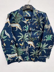 Conjunto de Pijama de Algodón Suave con Estampado de Jungla para Mujer, Hecho a Mano, con Botones, Regalo para Ella, Regalo para Damas de Honor - Product Image 2