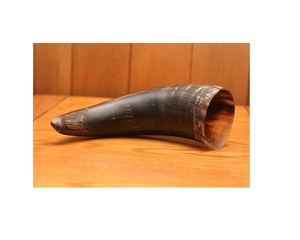 แก้วน้ำทำมือจากเขาควายธรรมชาติ สำหรับดื่มเบียร์หรือมี้ด สไตล์วินเทจแบบไวกิ้ง - Product Image 1