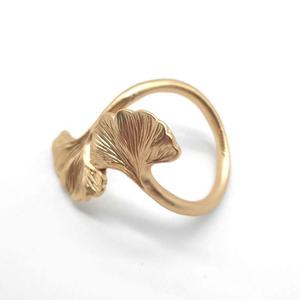 Décoration de table drapée avec fil personnalisé Vaisselle de luxe Haute qualité Mariage Laiton plaqué or Pas cher Rond de serviette en vrac - Product Image 3