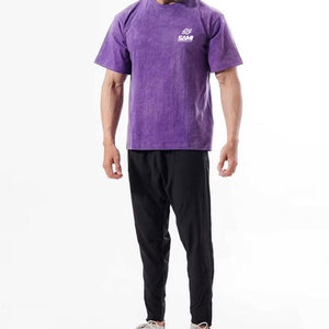 ออกแบบโลโก้ของคุณเองบนเสื้อยืดผู้ชายทรงหลวมผ้าฝ้าย 100% ล้างสีแบบแอซิด ระบายอากาศได้ดี เป็นมิตรกับสิ่งแวดล้อม แขนสั้น สวมใส่สบาย - Product Image 6