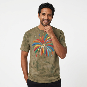 Camiseta de algodón de manga corta para hombre con patrón de fuegos artificiales arcoíris bordado a mano, cuello redondo, corte regular informal - Product Image 4