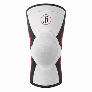Manchon de genou confortable et respirant pour la course, l'entraînement et la gym – Soutien de compression premium en tissu extensible pour le sport - Product Image 6