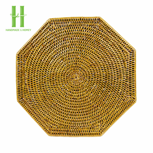 Tendance du moment : Assiette de présentation murale bohème en bambou écologique, motif floral, 35 cm de diamètre, faite à la main au Vietnam - Product Image 6