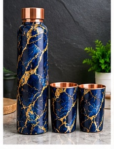 Botella de Agua de Cobre Hecha a Mano con 2 Tazas, Diseño Mediterráneo, Juego de Bebidas Portátil, Ecológico y de Viaje - Product Image 3